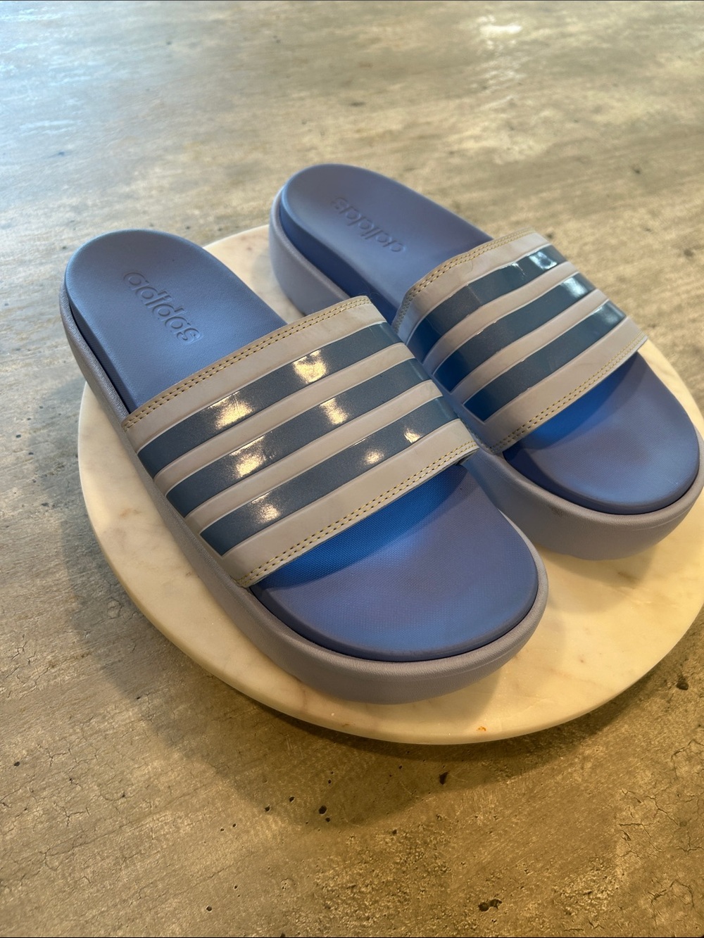 adidas Adilette Platform Slide Sandals women’s size 10
